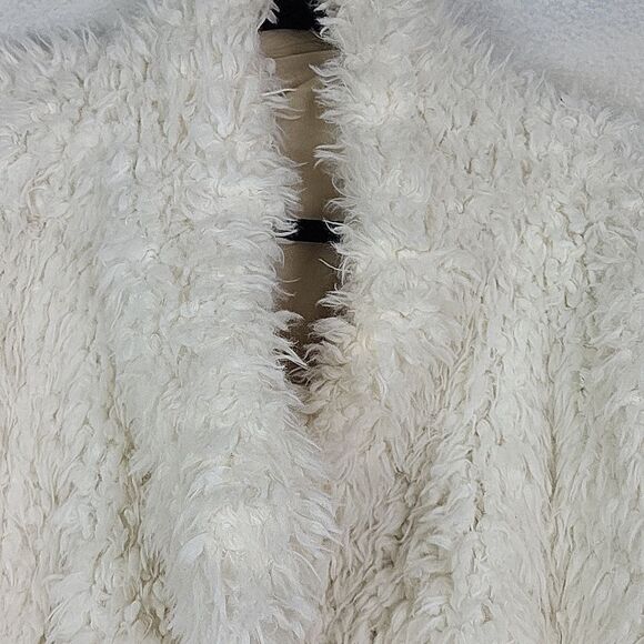 Free People White Teddy Jacket Plush Cozy Outerwear. Size XS - Picture 2 of 6